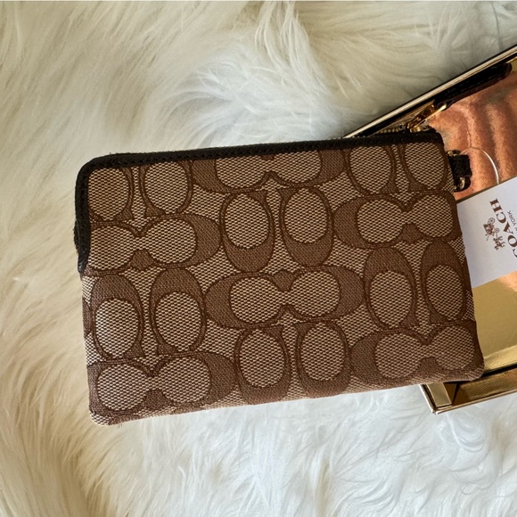 COACH Wristlet for Bundle - Picture 2 of 5